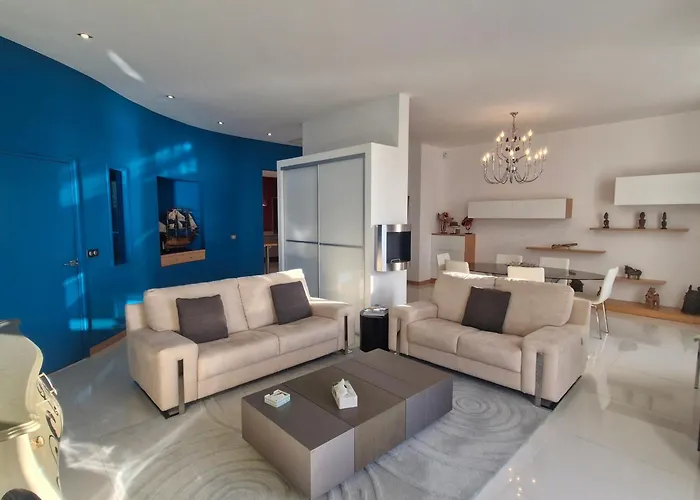 Appartement 4p Proche Centre - Fr-1-780-98 *